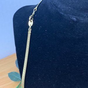 Chevron  1990 vintage necklace with herringbone resversible